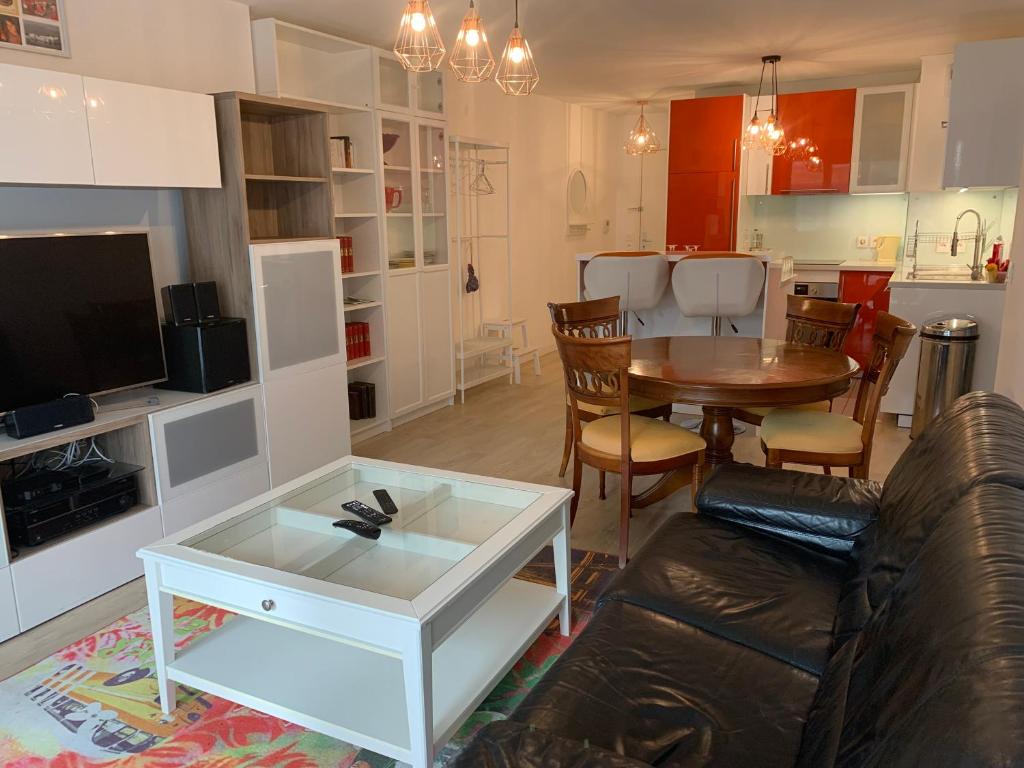 Kuchyňa alebo kuchynka v ubytovaní Bel appartement de 65 m2