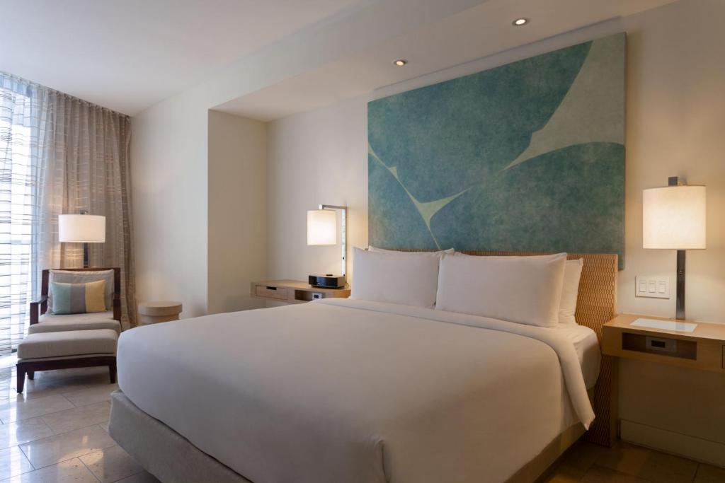 Postel nebo postele na pokoji v ubytování JW Marriott Panama