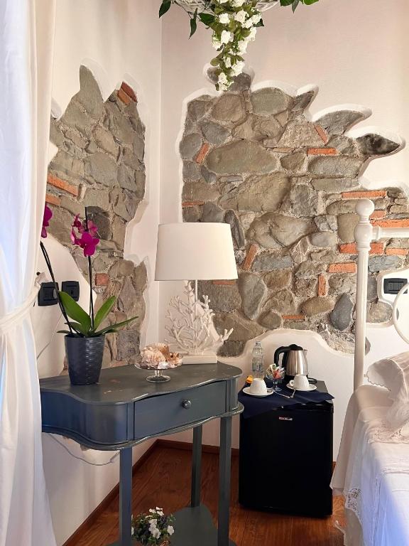 jasmine cottage - Zimmer Mit Kingsize-Bett Und Gartenblick