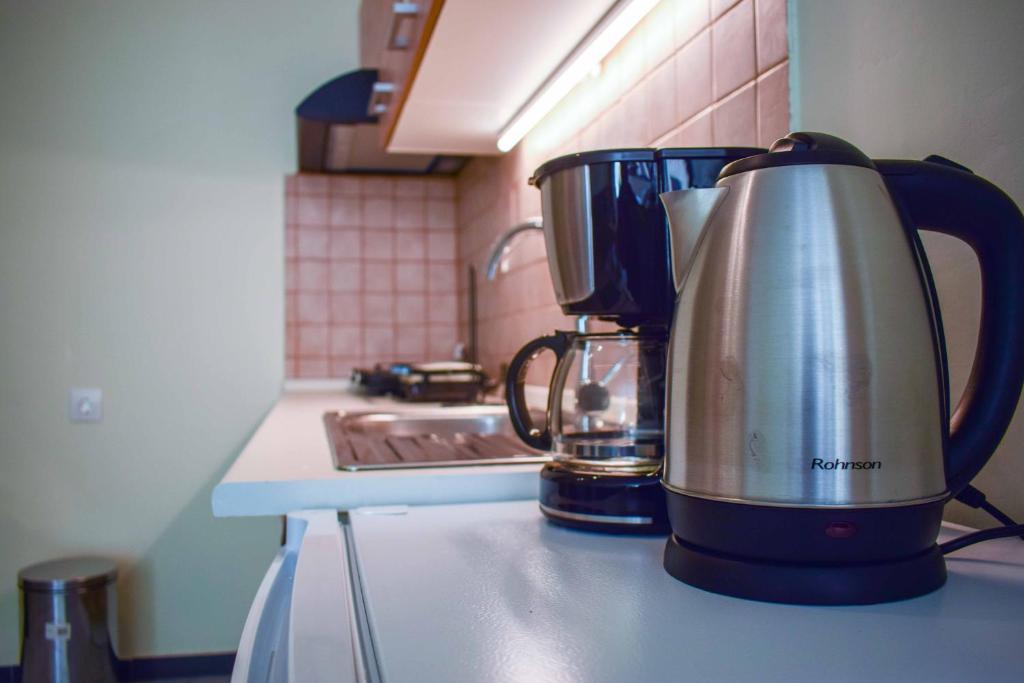 URbAN DELUXE APARTMENTS - 10