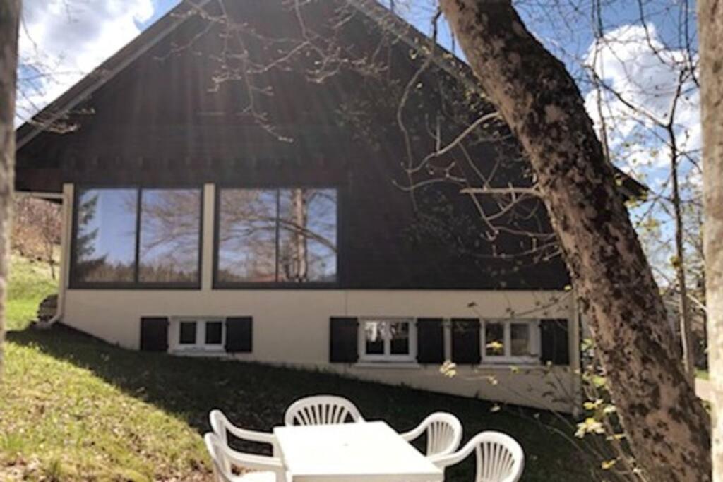 Au Coeur du village de Prémanon - Casa De Dos Dormitorios