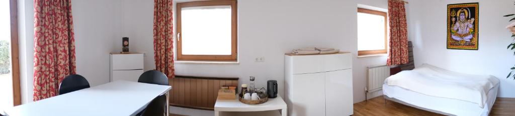 Postel nebo postele na pokoji v ubytování Doppelzimmer