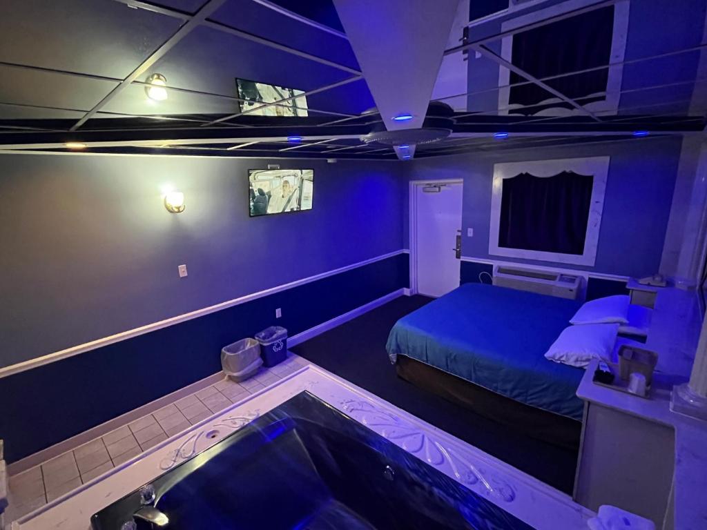 Gallery Holiday Motel - Suite Standard