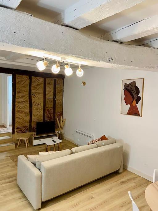 Część wypoczynkowa w obiekcie Appartement au cœur du centre historique