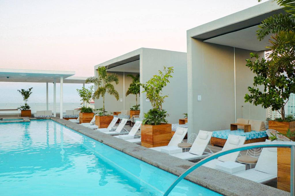 Bazén v ubytování Hotel Mio Vallarta Unique & Different- Adults Only nebo v jeho okolí