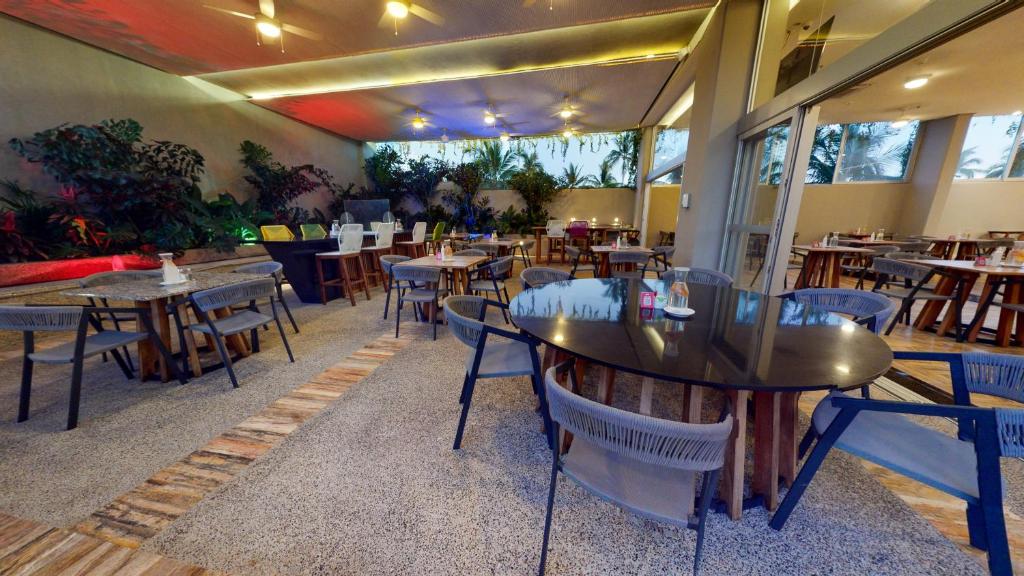 Restaurace v ubytování Hotel Mio Vallarta Unique & Different- Adults Only