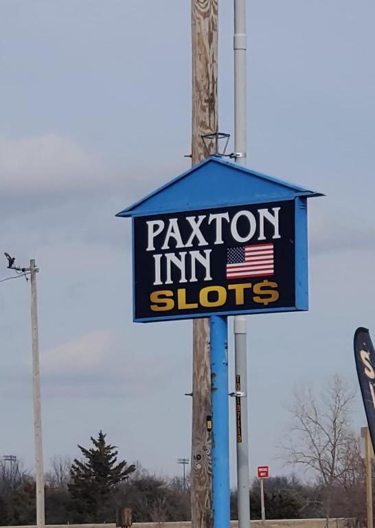 Certifikát, hodnocení, plakát nebo jiný dokument vystavený v ubytování Paxton Inn Motel
