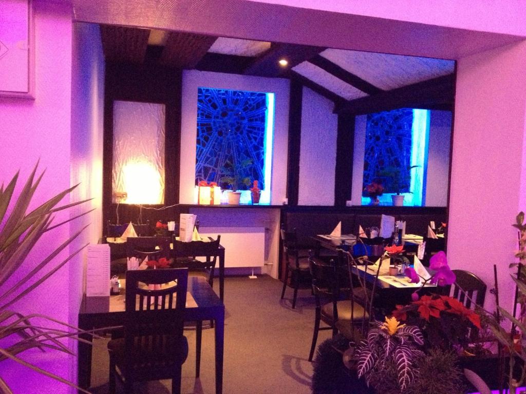 Yumi Hotel Sushi Steaks Friends Kaisersesch Updated Prices Source From booking.com Image Size Width 768 x Height 1024 Yumi Hotel Sushi Steaks Friends Kaisersesch Updated Prices - Yumi Restaurant Luxembourg