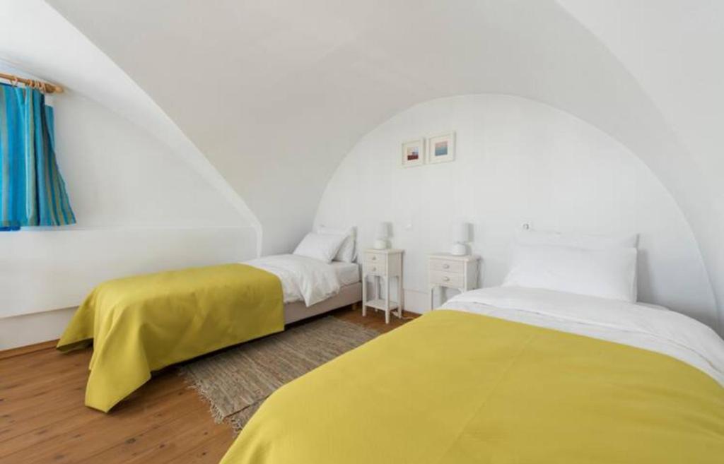 Santorini Traditional Suites - 10