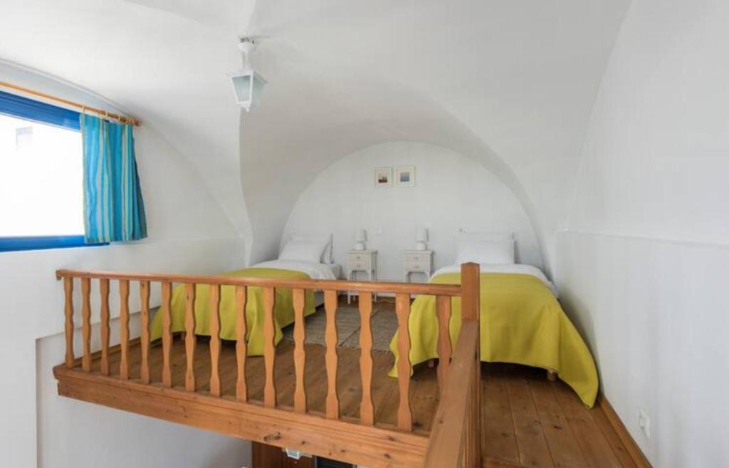 Santorini Traditional Suites - 9