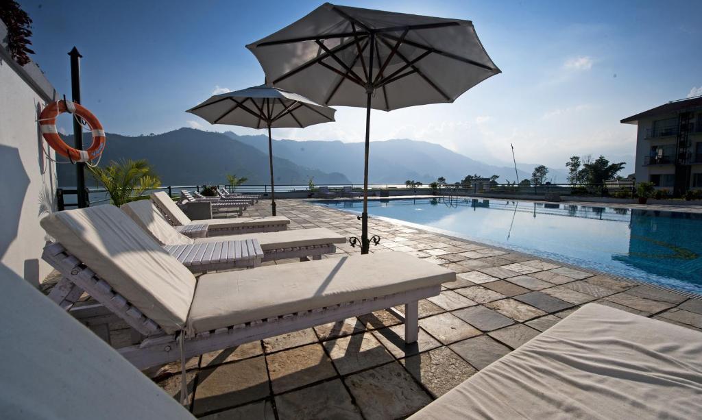 Pemandangan gunung umum atau pemandangan gunung yang diambil dari resort