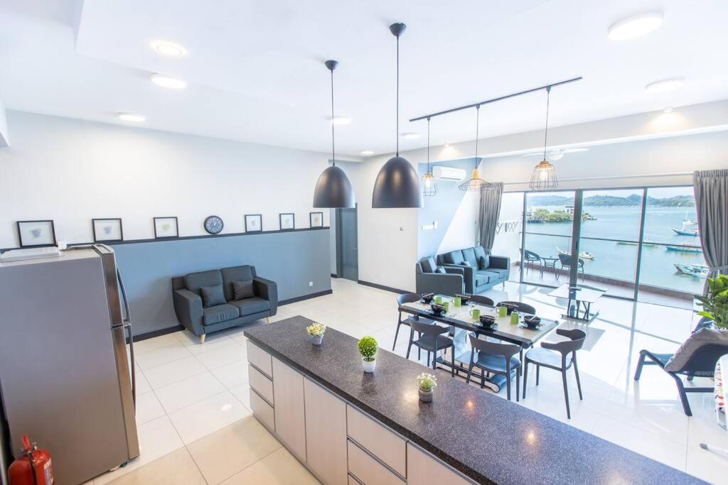 SeaShore Imago By HayBay Kota Kinabalu 11pax, Kota Kinabalu (updated