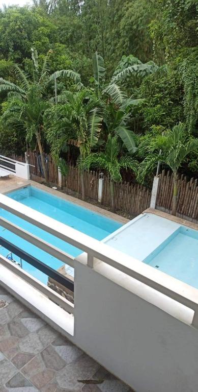 Jalyn's Resort Sabang - Premium-Poolzimmer