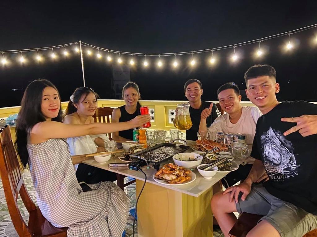 Khách lưu trú tại T'H Homestay