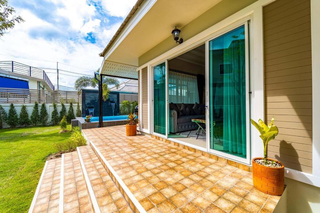 Zahrada ubytování New 2 Bedroom Pool Villa C882