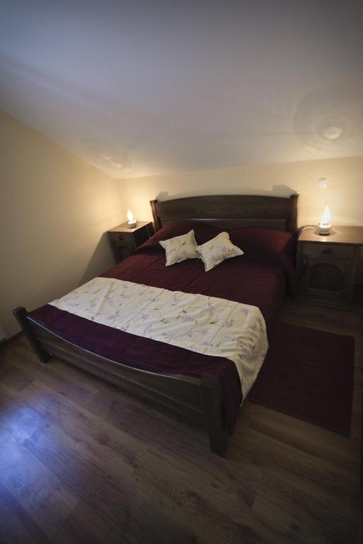 Postel nebo postele na pokoji v ubytování Merkež Guest House