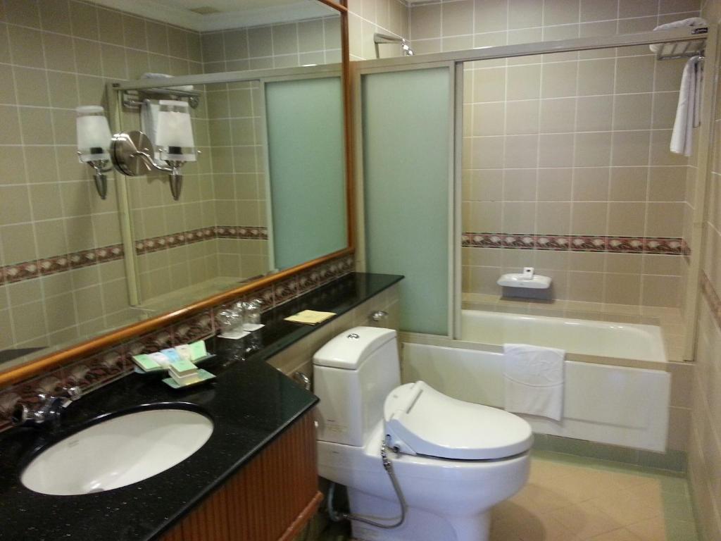 Bagno di Tiara Labuan Hotel