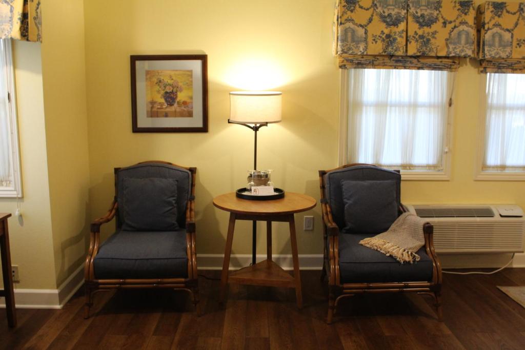 Elm House Inn photo
