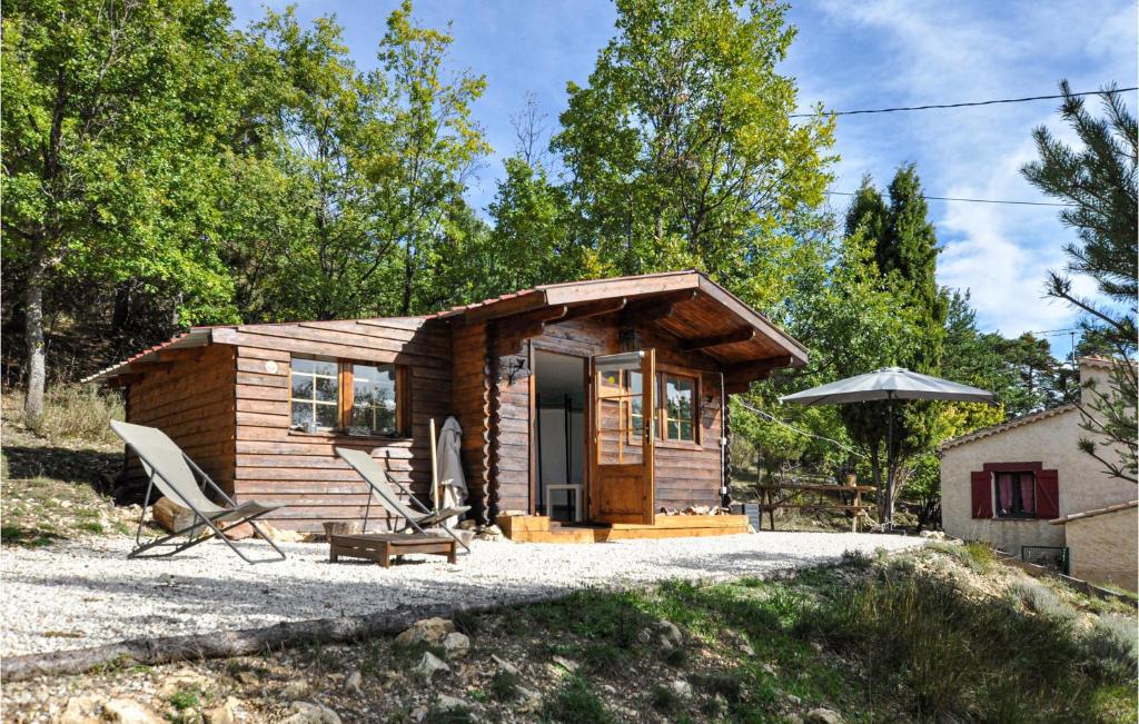 Nice home in Castellane with