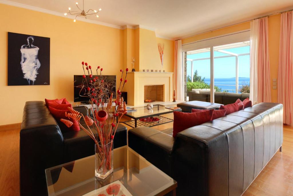 Corfu Luxury Villas - 4-Bedroom Villa With Sea View And Private Pool