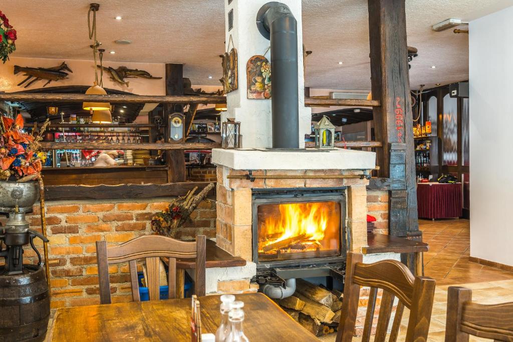 Fotografie z fotogalerie ubytování Hotel Center Bohinjsko Jezero v destinaci Bohinj