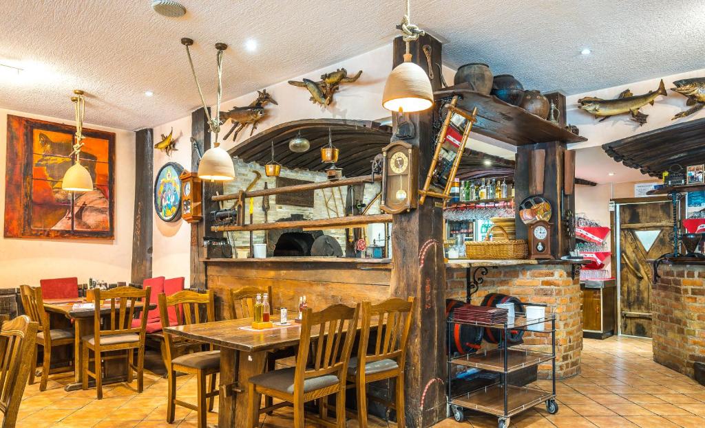 Restaurace v ubytování Hotel Center Bohinjsko Jezero