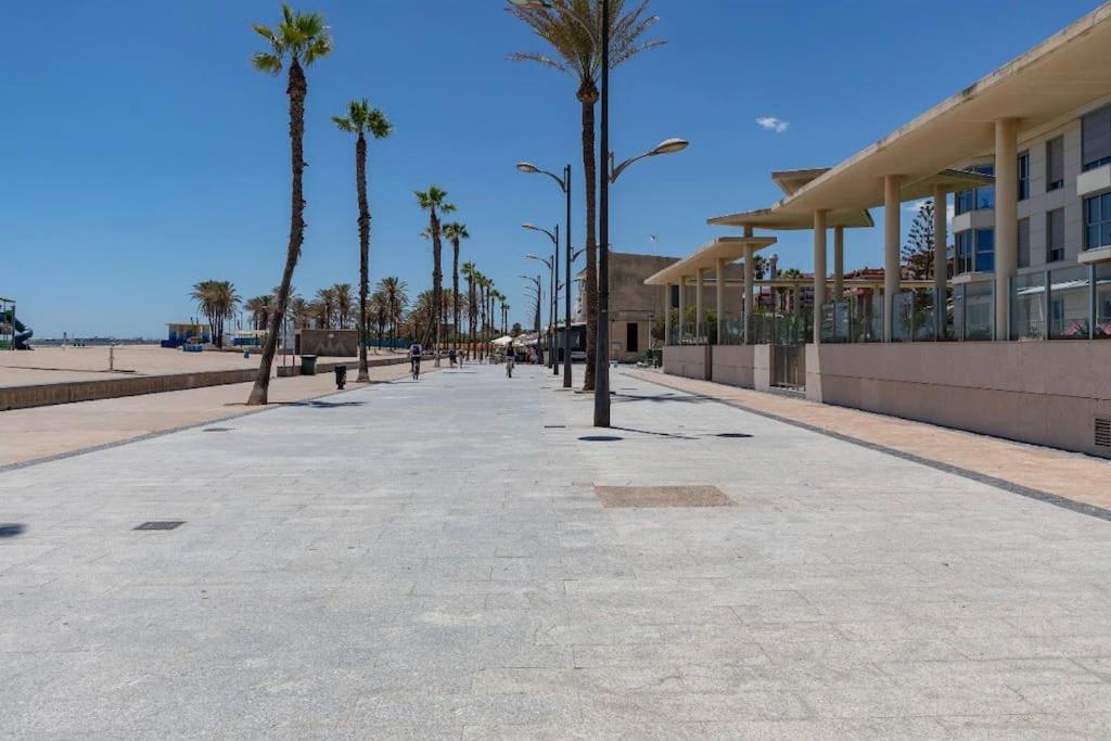 luxury sea view apartment with 2 rooms, Valencia – Updated ...