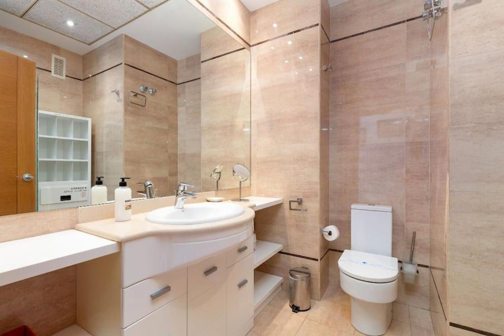 luxury sea view apartment with 2 rooms, Valencia – Updated ...