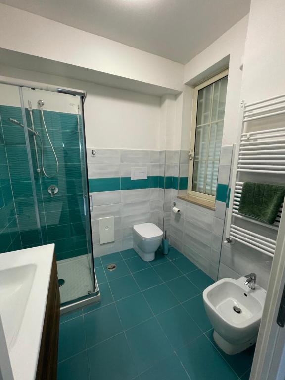 A bathroom at Merola Sisters Holiday Home