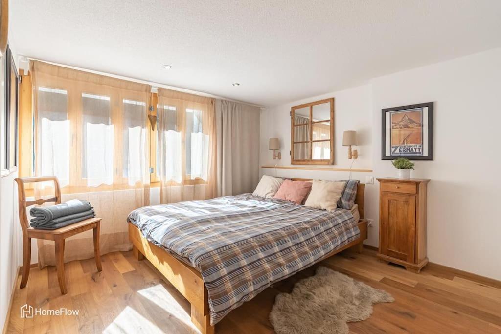 Postel nebo postele na pokoji v ubytování Comfortable apartment for 4-8 persons near Zermatt