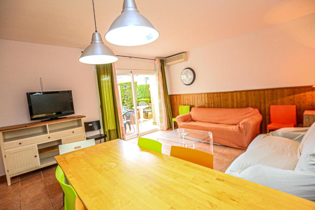 Fotografie z fotogalerie ubytování Tarongers 1 - ONLY FAMILIES v destinaci Cambrils