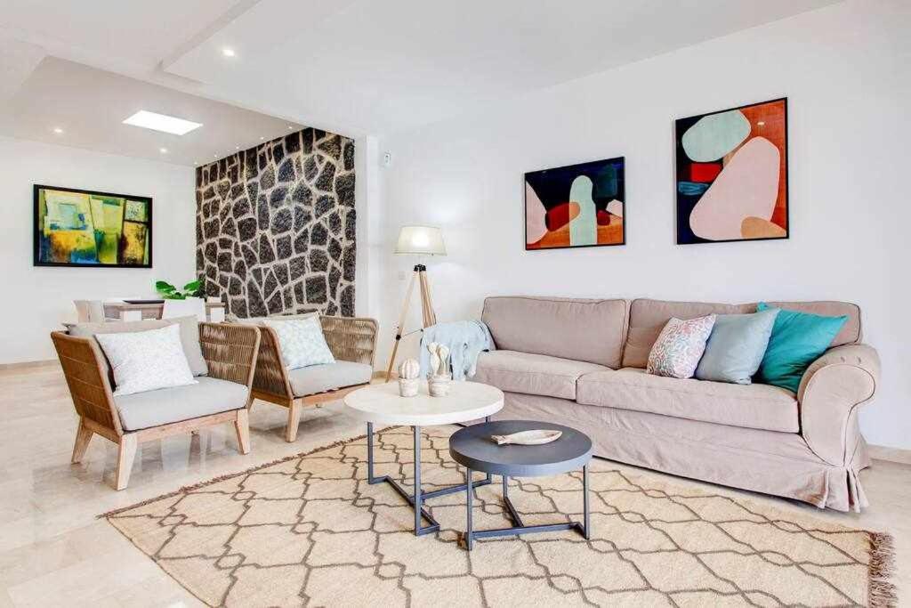 Posezení v ubytování Homu Aura Fantástica villa con piscina privada