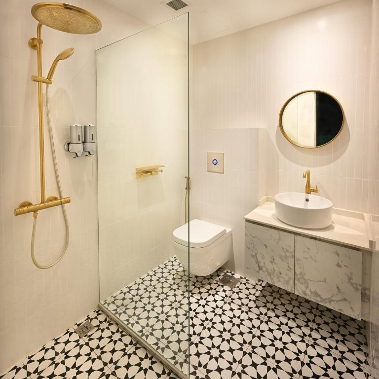 Dream Chaser Boutique Capsule Hotel photo