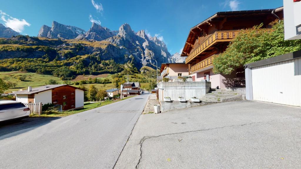 Nespecifikovaný výhled na hory nebo výhled na hory při pohledu z apartmánu