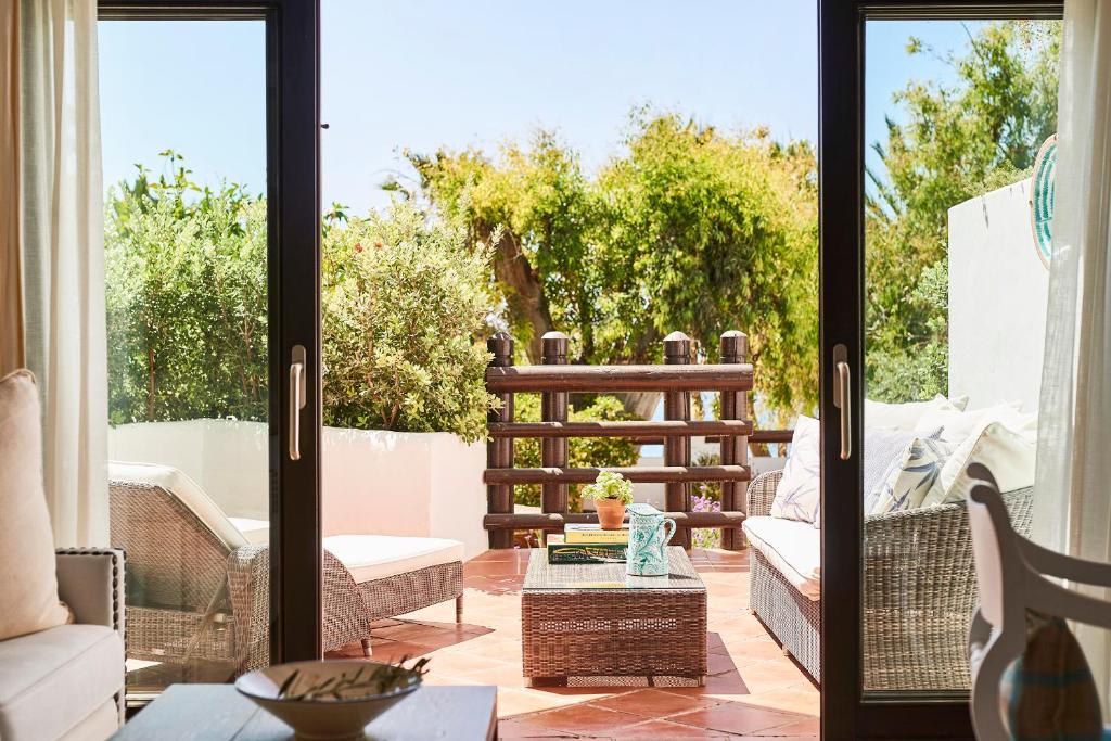 
Deluxe Beach Front Room
