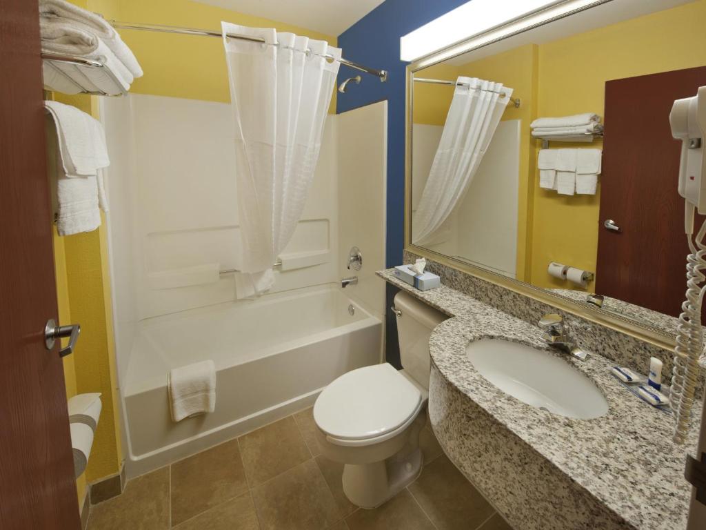 Microtel Inn & Suites by Wyndham Hillsborough - Camera Queen Con 2 Letti Queen-Size - Non Fumatori