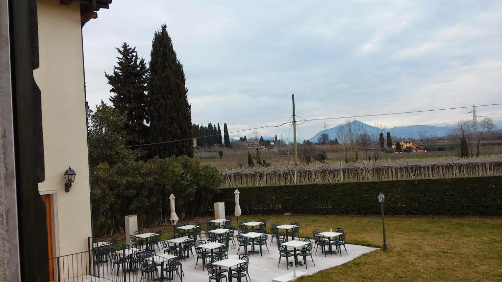 A general mountain view or a mountain view taken from a szállodákat