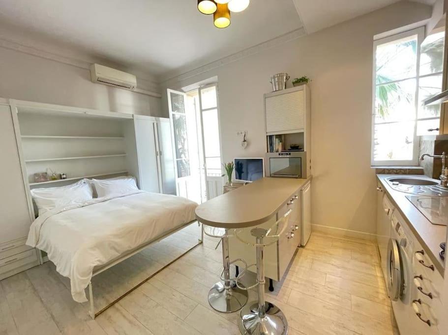 Mew Mew femte score Hébergement de luxe dans le centre d'Antibes, Antibes – opdaterede priser for 2023 Mew Mew femte score Hébergement de luxe dans le centre d'Antibes, Antibes – opdaterede priser for 2023