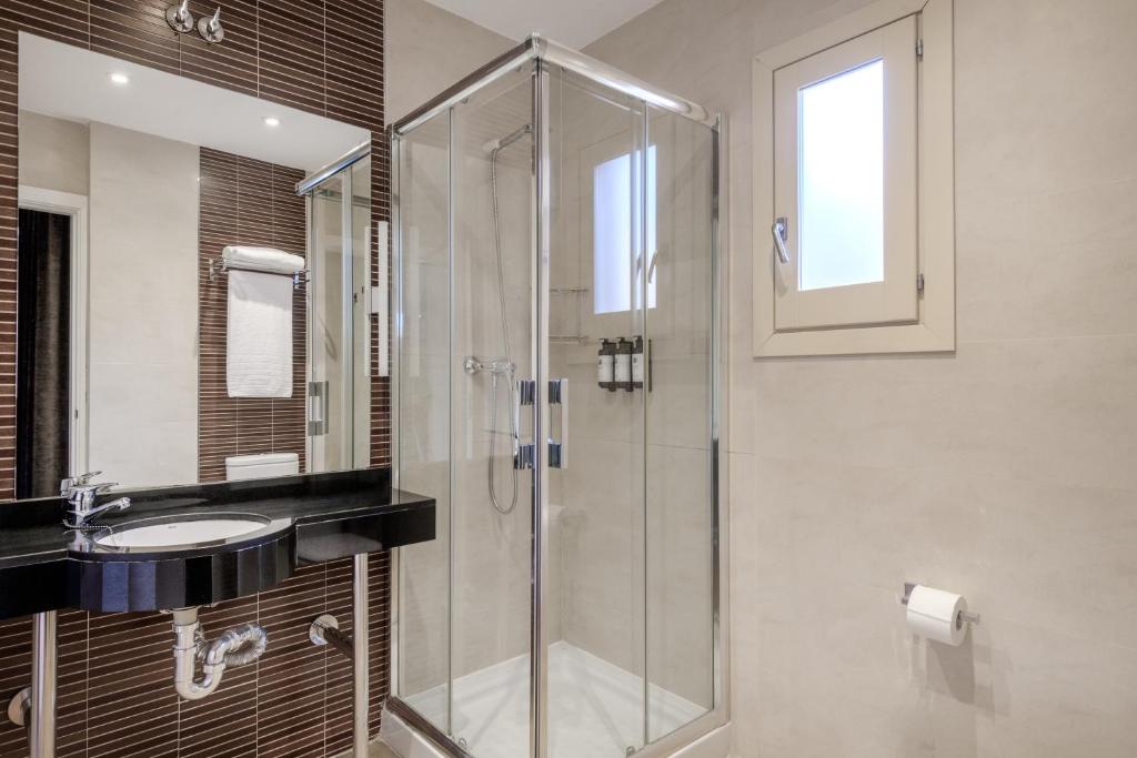 Hotel Larios Málaga - Resim 43