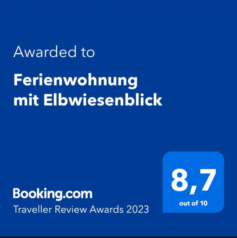 Ferienwohnung mit Elbwiesenblick - Two-Bedroom Apartment