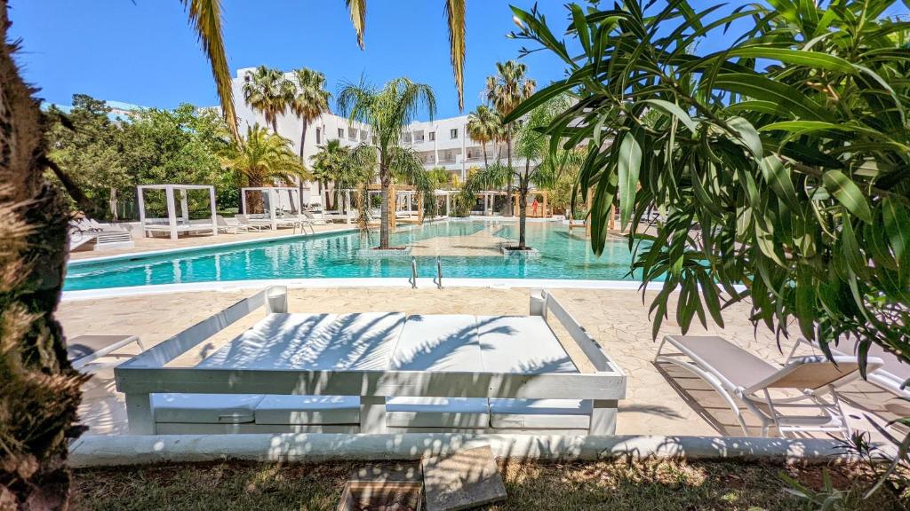 The Palm Star Ibiza - Adults Only, Bahia de Sant Antoni ...