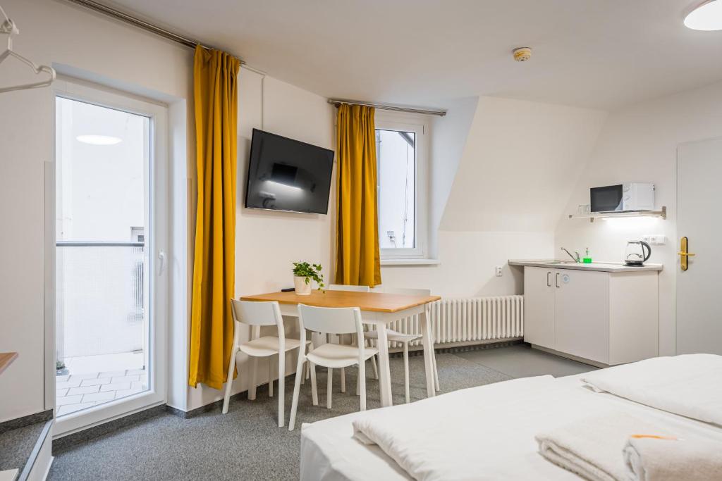 Kuchyň nebo kuchyňský kout v ubytování Self-service Hotel Ostaš Praha