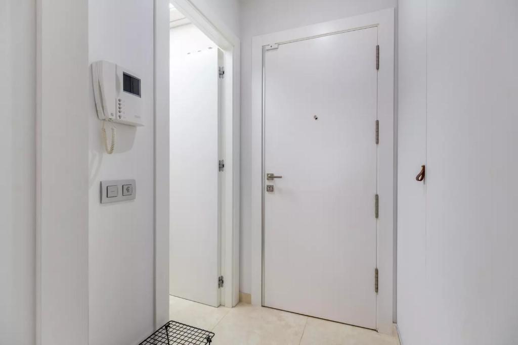 Fotografia z galérie ubytovania 082 Apartamento moderno con la piscina y WIFI gratis v destinácii Torrevieja