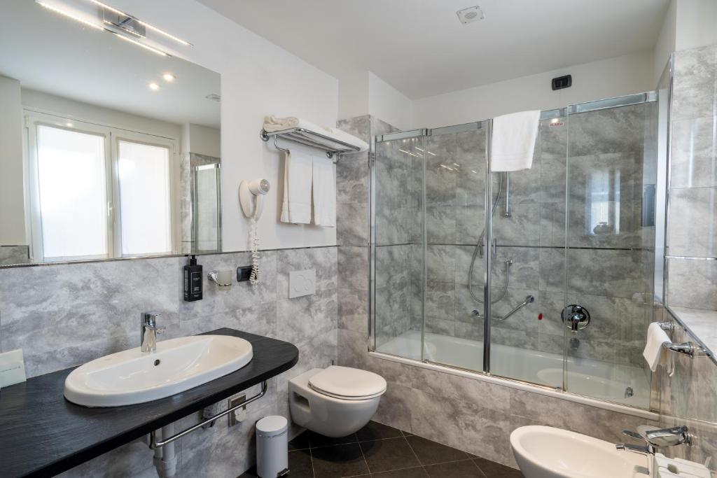 Hotel Regina - Resim 36