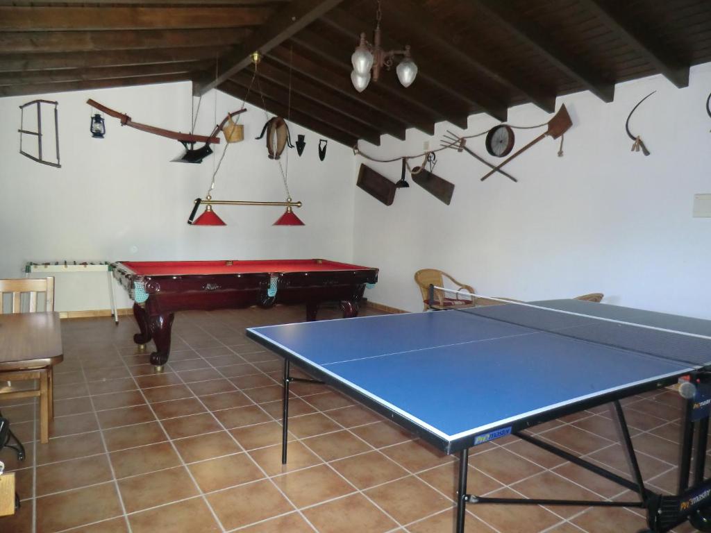 Stolní tenis v ubytování Monte dos Avós nebo okolí