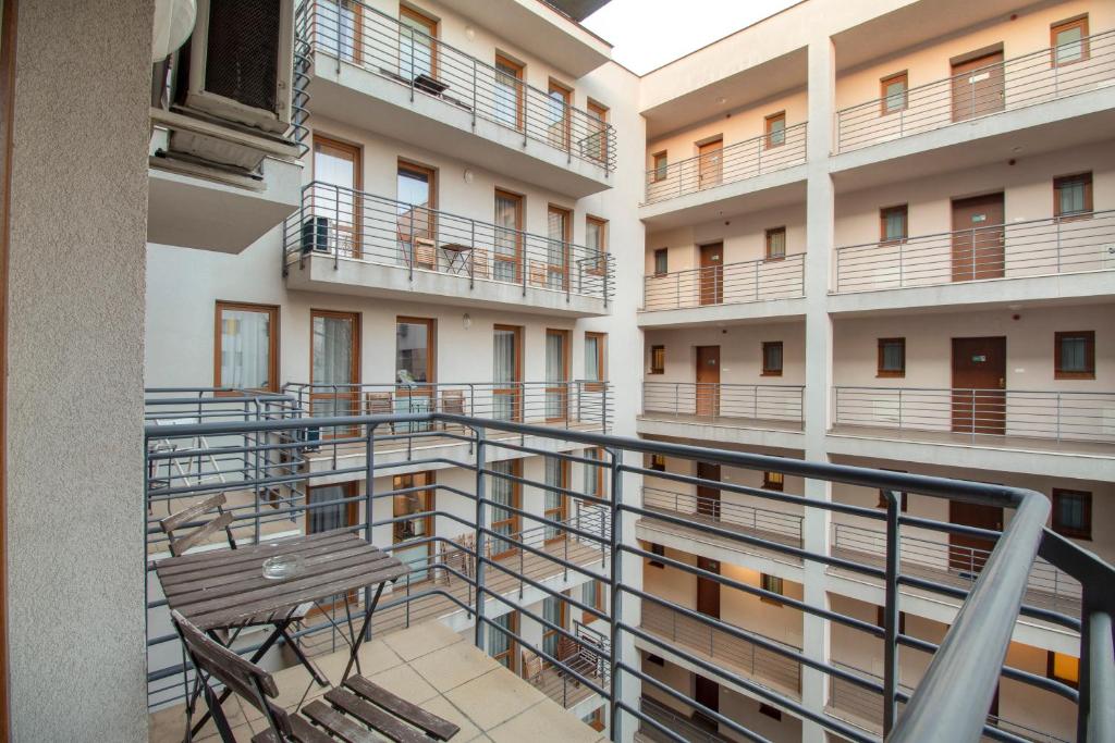 Prince Apartments - Resim 14