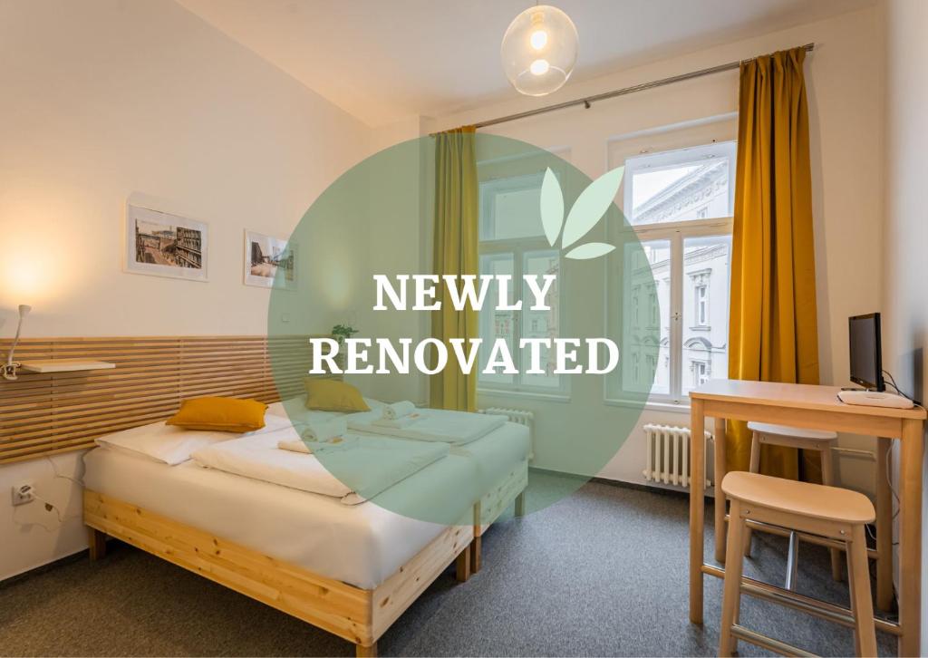 
Double Room with City View
