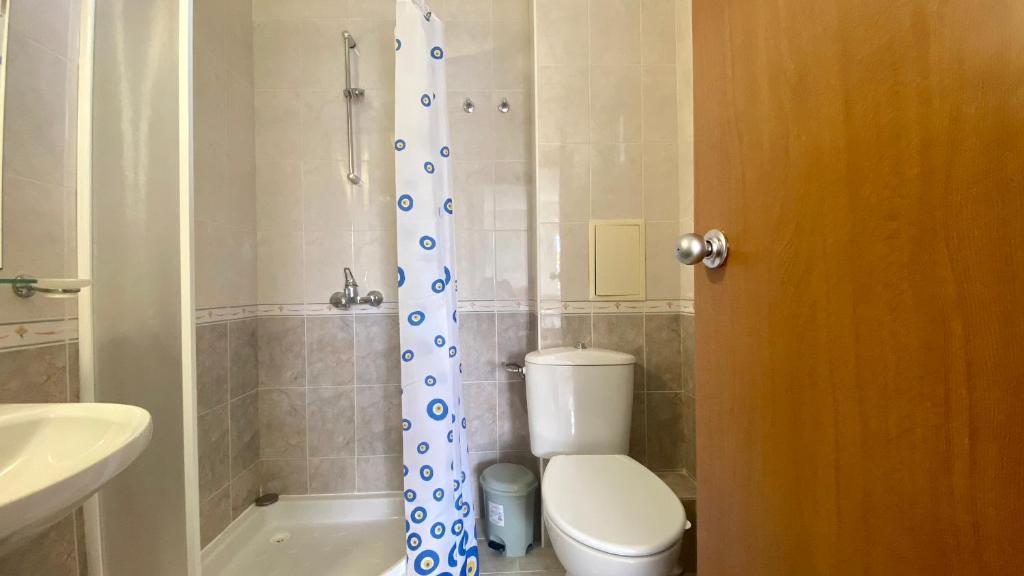 A bathroom at Bratanov Excelsior Apartment