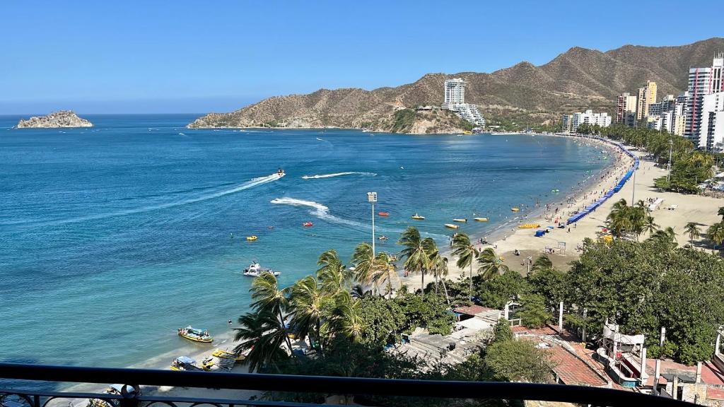 Edificio El Peñón del Rodadero Santa Marta