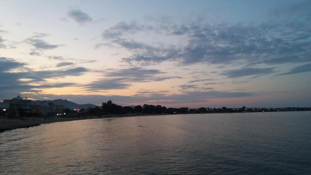 Crystal Home near Airport - 15